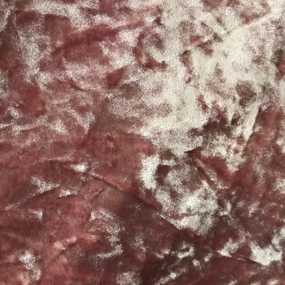 Vince Camuto Crushed Velvet Tee - Picture 4 of 4